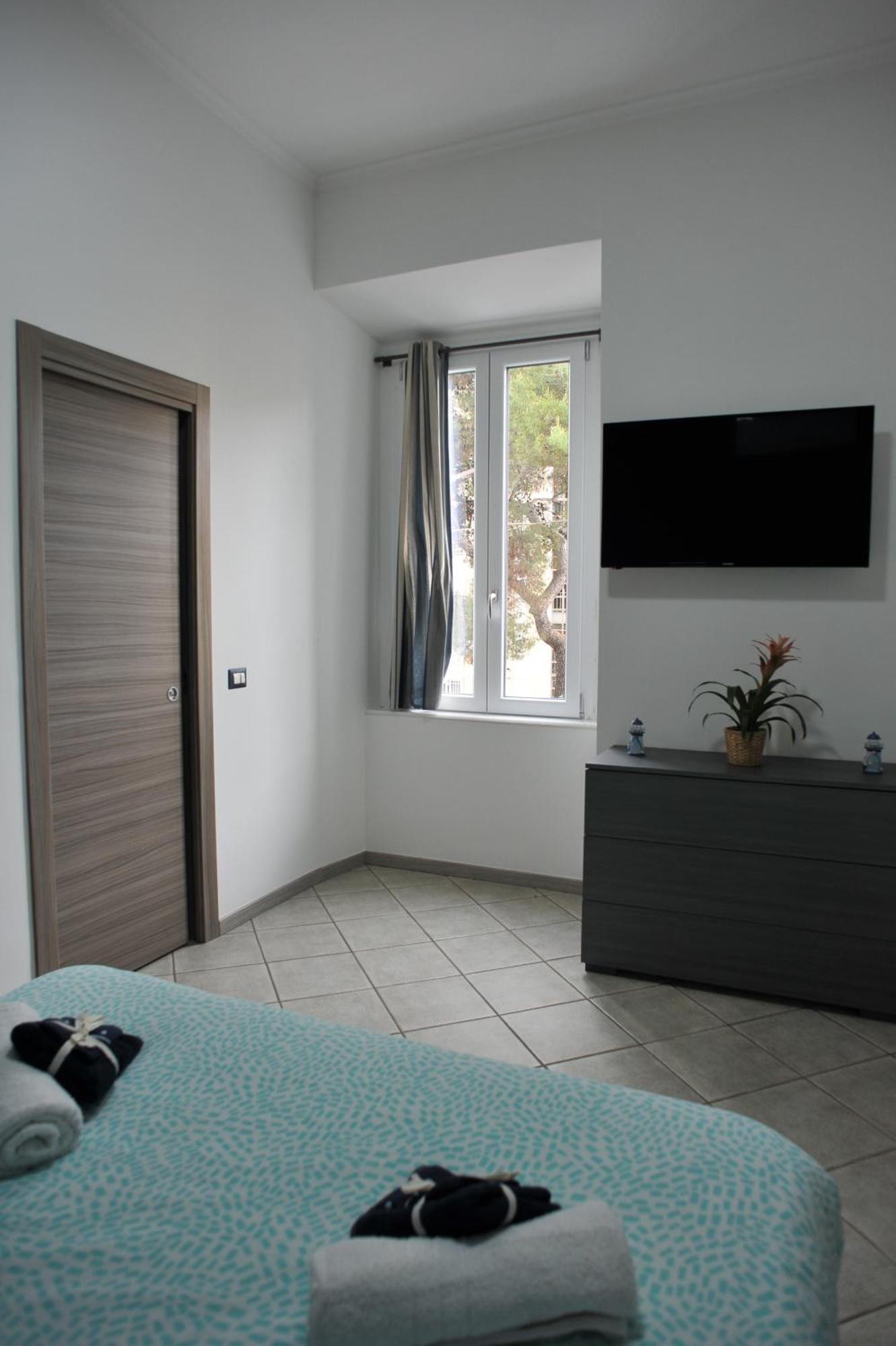In Center Apartaments Σαλέρνο Εξωτερικό φωτογραφία