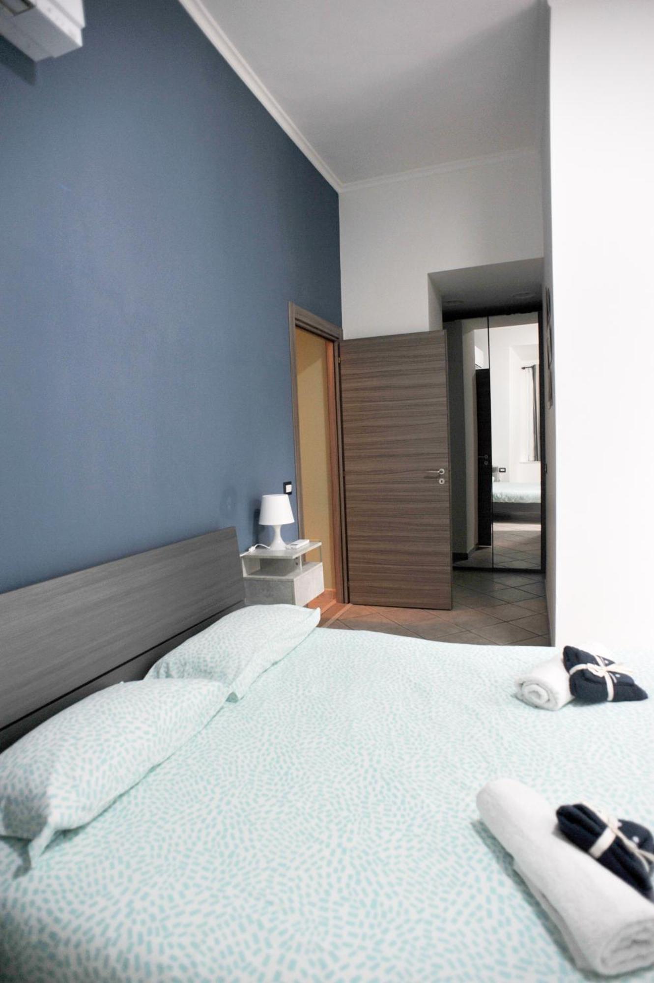 In Center Apartaments Σαλέρνο Εξωτερικό φωτογραφία