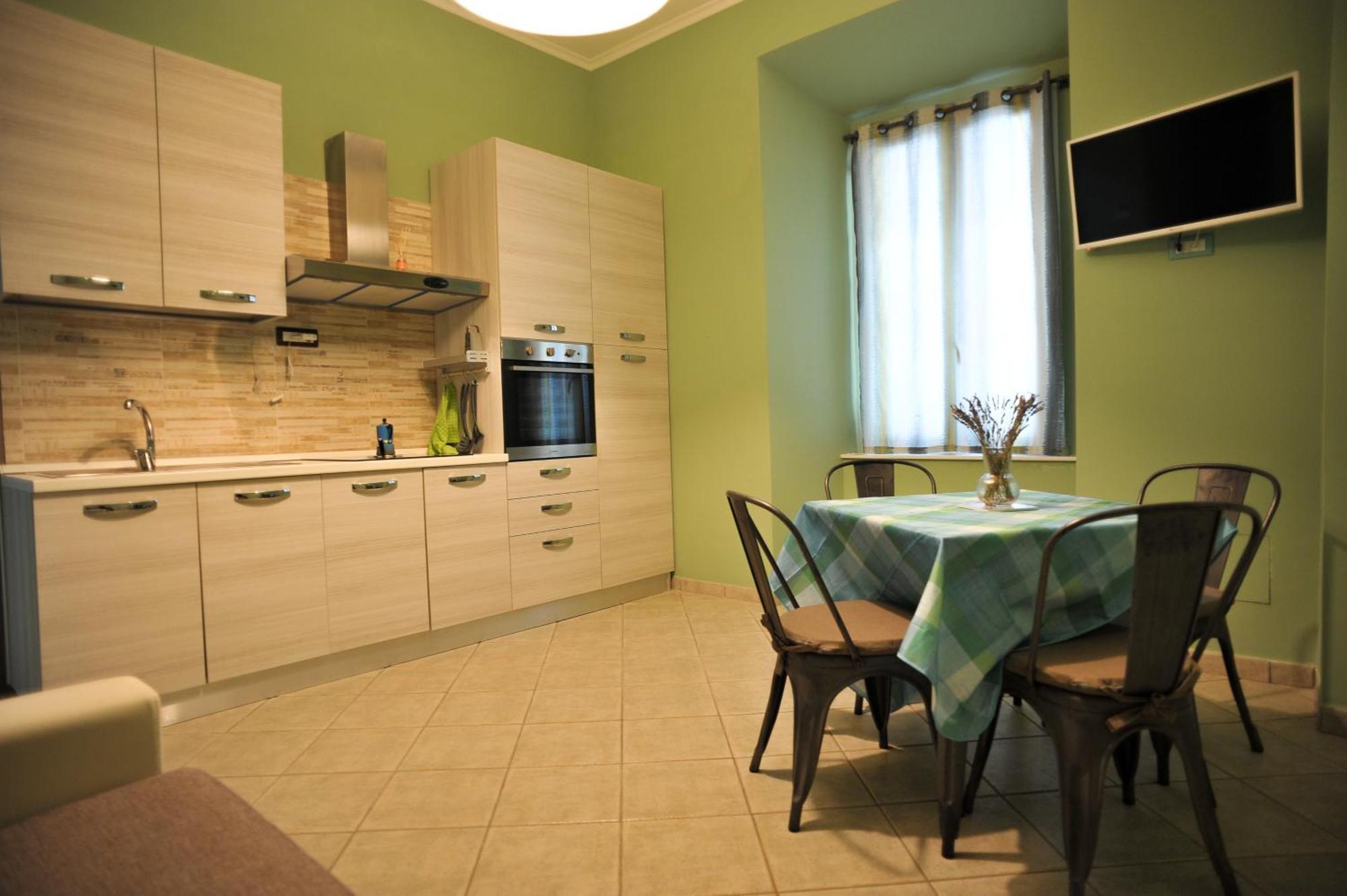 In Center Apartaments Σαλέρνο Εξωτερικό φωτογραφία